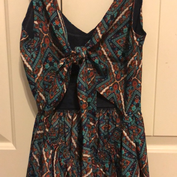 Dress - Picture 3 of 3